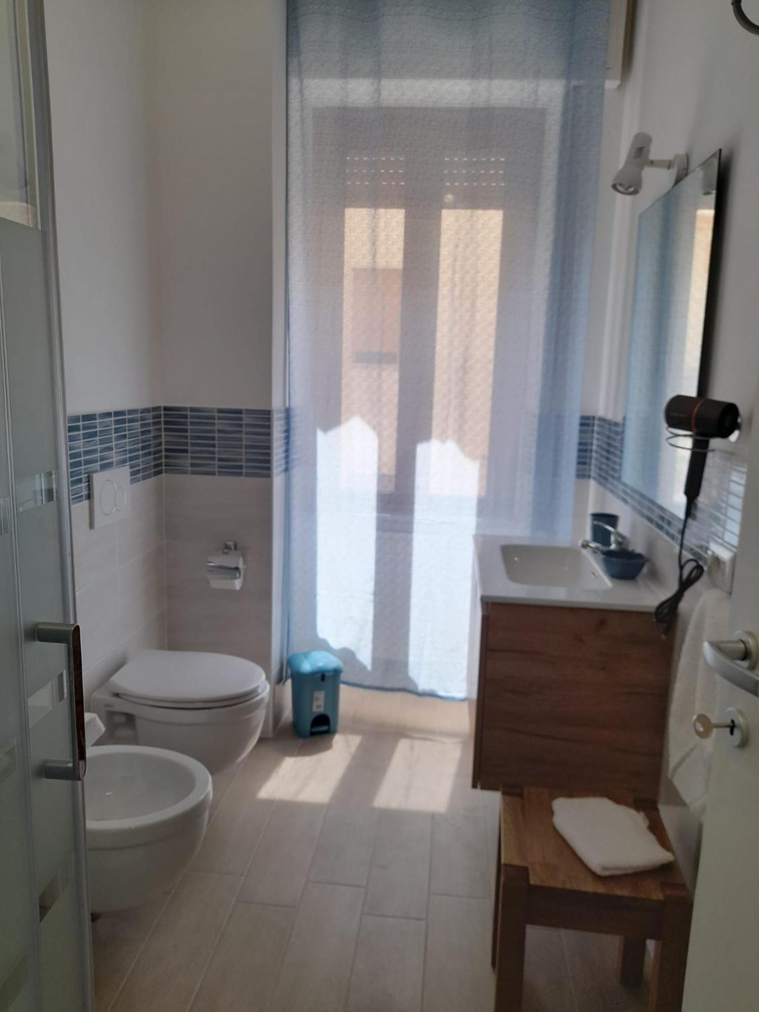 Beach Rooms 1 Self Check-In Alghero Esterno foto
